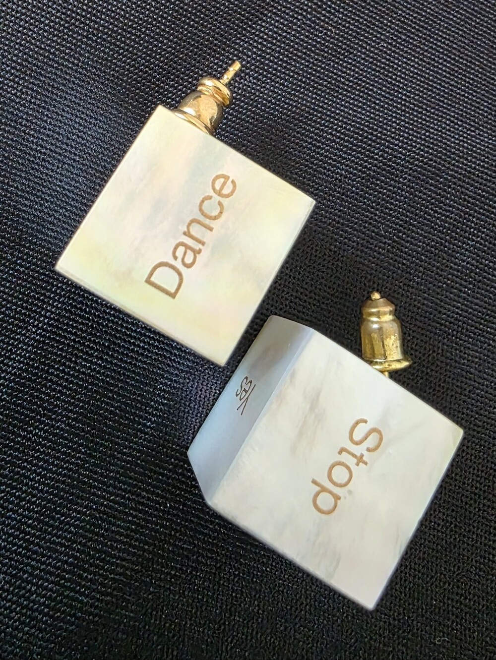 Auth Fendi Mother-of-Pearl 'Logo Cube Stud Earrings - Picture 3 of 9